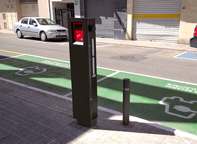 Wallbox installato sulla pubblica via