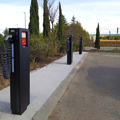 Installazione di caricatori per auto elettriche in aziende