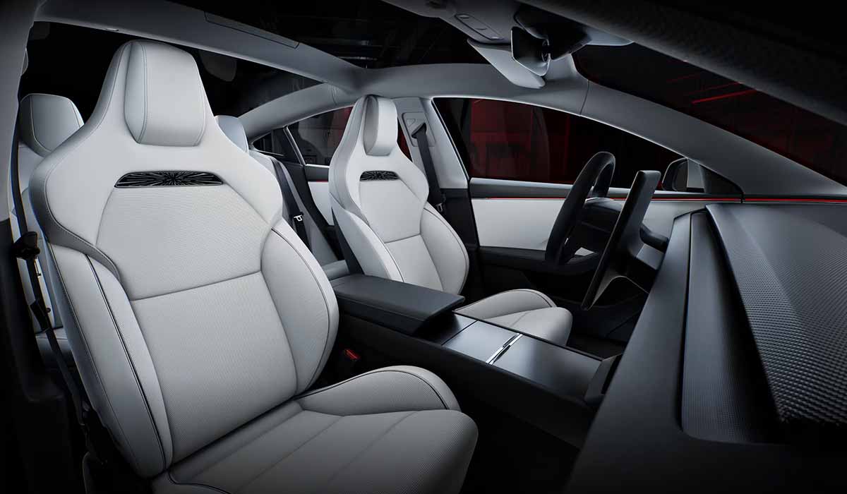 Tesla Model 3 Performance Interni