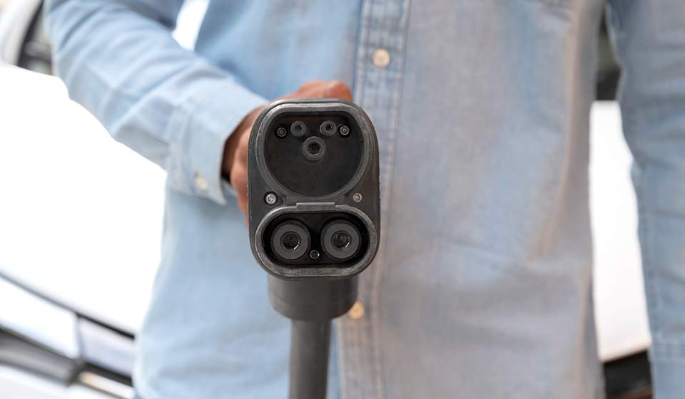 Quanto ci vuole per ricaricare un'auto elettrica