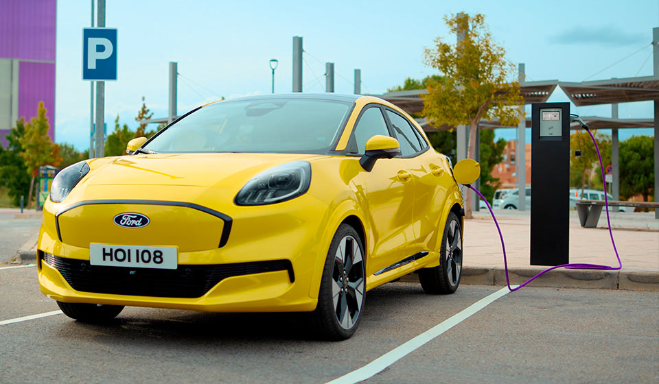 Ford Puma® Gen-E elettrica: il SUV compatto che rivoluziona la mobilità