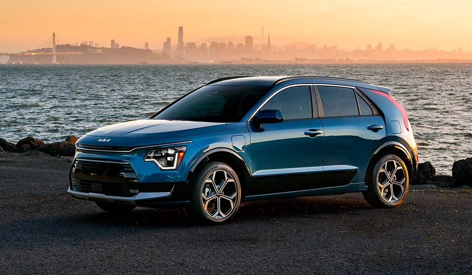 Auto ibrida plug-in più economica - KIA NIRO