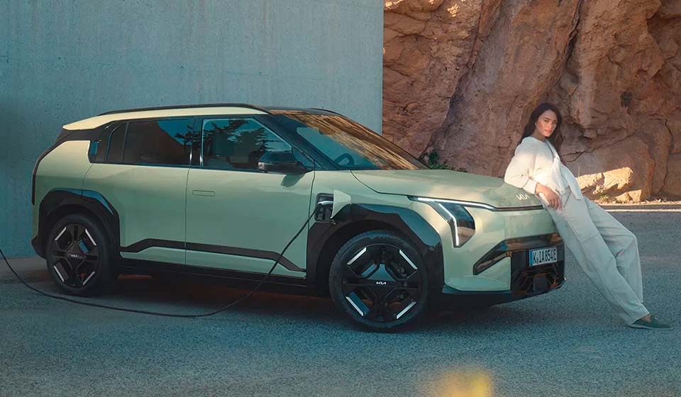 Kia EV3 prezzo in Italia e caratteristiche auto elettrica