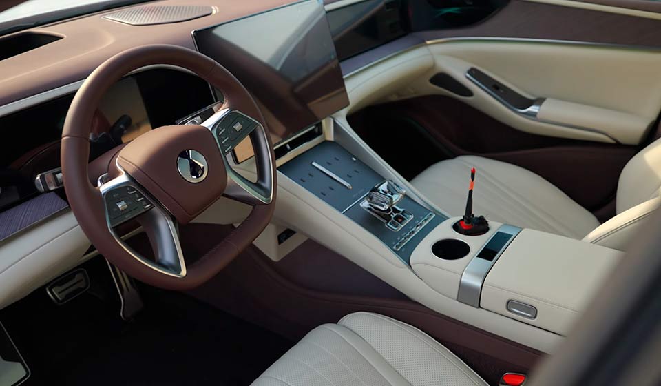 Il marchio di lusso di BYD lancia Denza Z9 GT: prezzo e caratteristiche